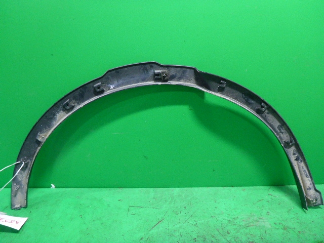 Накладка заднего крыла левого