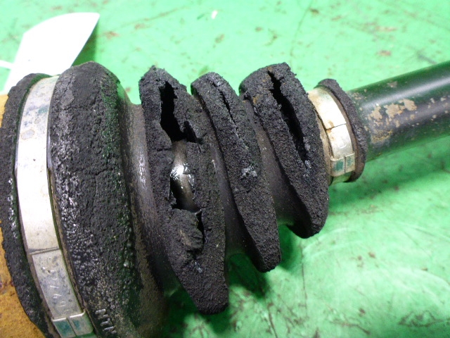 Полуось задняя правая