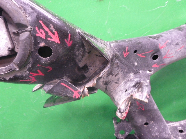 Балка задняя