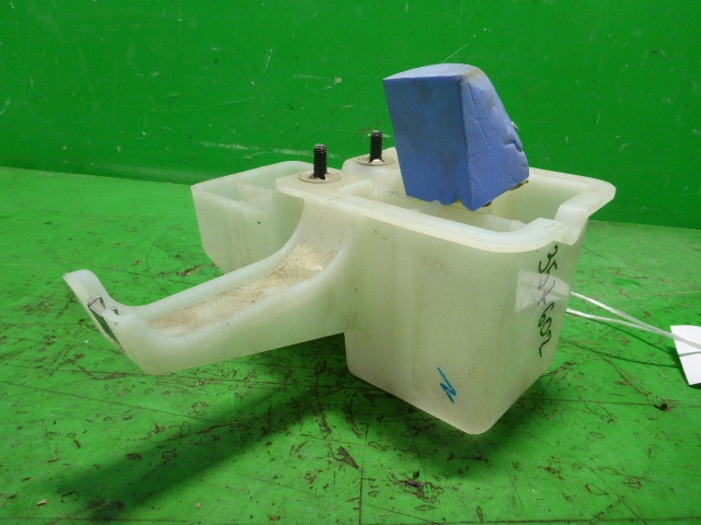 Кронштейн заднего бампера правый