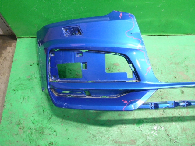 Бампер передний