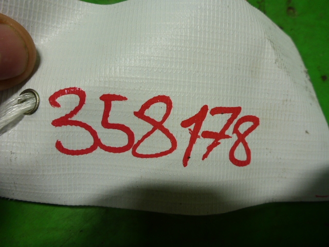 Петля двери задней левой верхняя