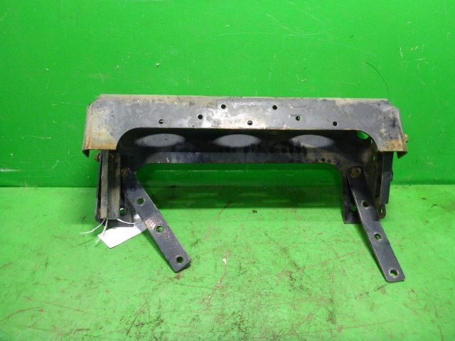 Траверса рамы поперечная