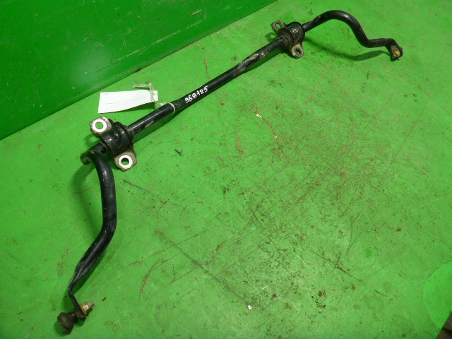 Стабилизатор передний