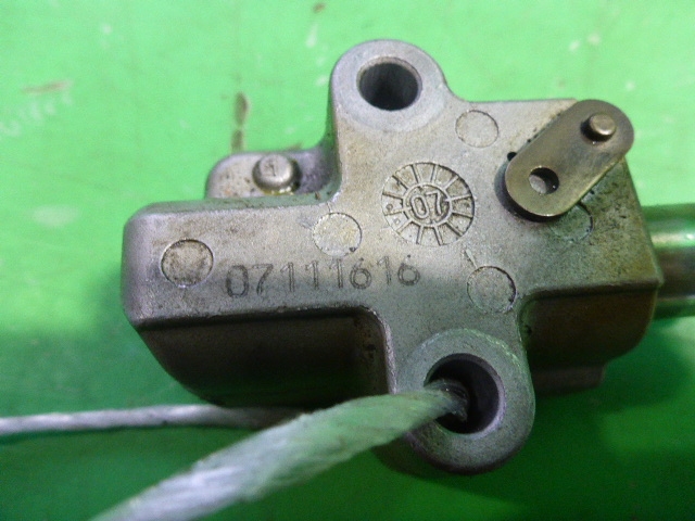 Натяжитель цепи