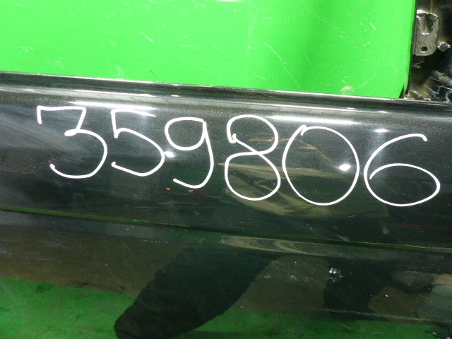 Дверь задняя правая