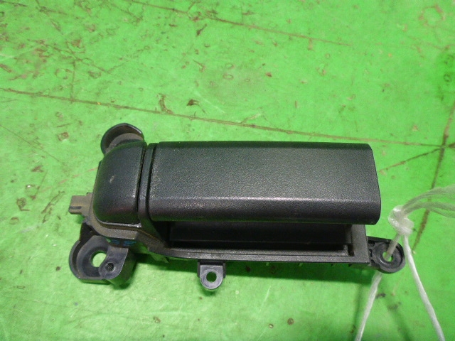 Ручка двери задней внутренняя правая