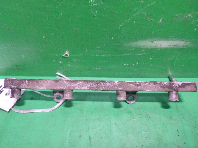 Рейка топливная (рампа)