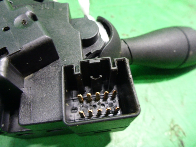 Переключатель поворотов подрулевой