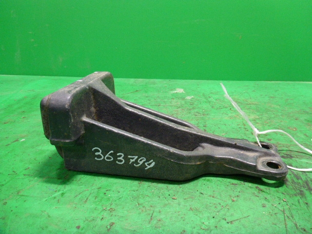 Отбойник задней рессоры