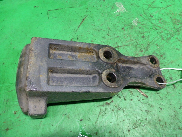 Отбойник задней рессоры