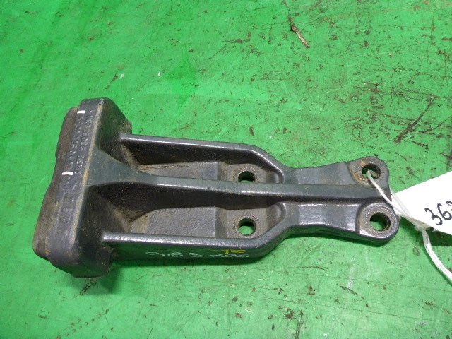 Отбойник задней рессоры