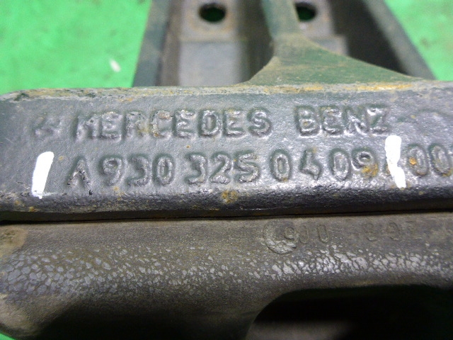 Отбойник задней рессоры