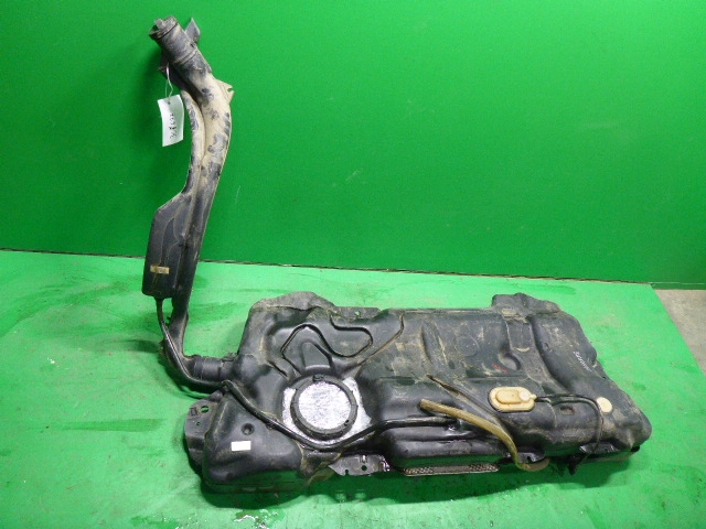 Бак топливный