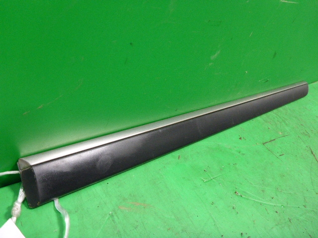 Накладка двери задней левой