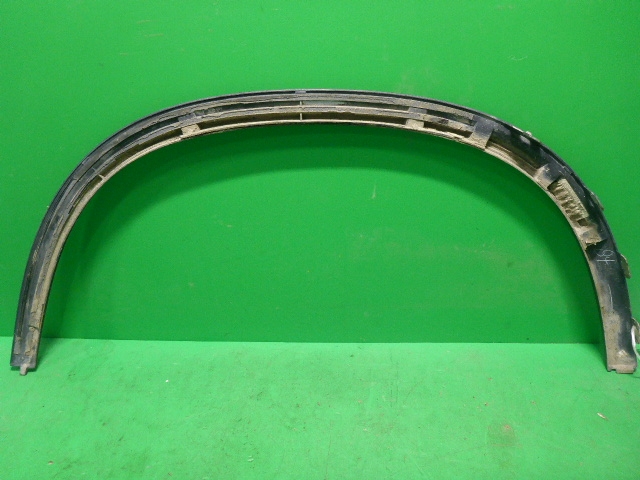 Накладка заднего крыла правого