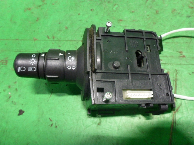 Переключатель поворотов подрулевой