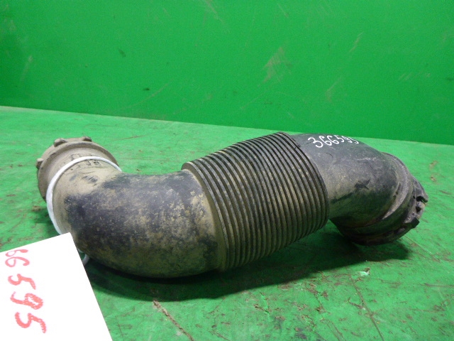 Патрубок воздушного фильтра