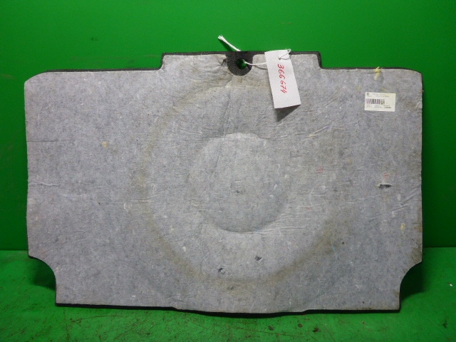 Пол багажника