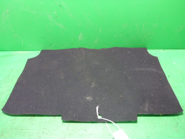 Пол багажника