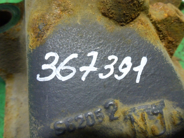 Кронштейн двигателя левый