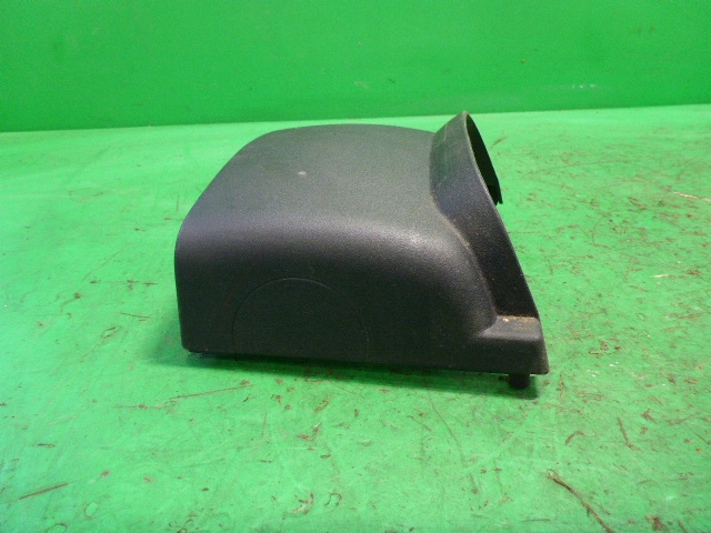 Кожух рулевой колонки