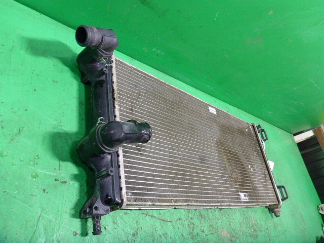 Радиатор охлаждения двигателя основной