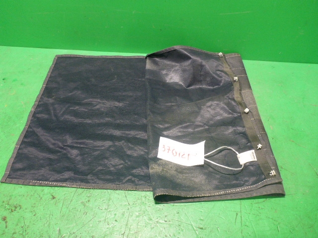 Шторка солнцезащитная