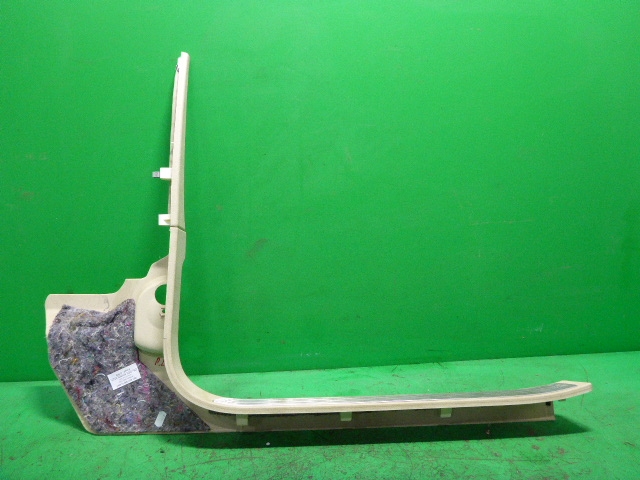 Накладка порога (внутренняя)