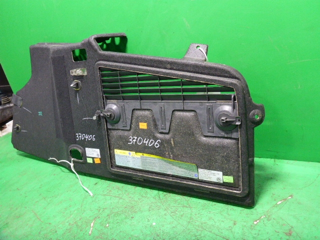 Обшивка багажника