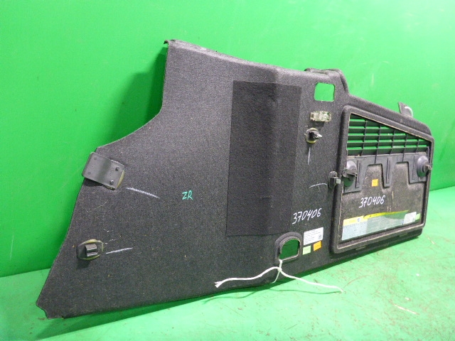 Обшивка багажника