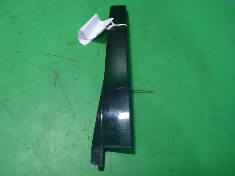 Накладка двери задней левой