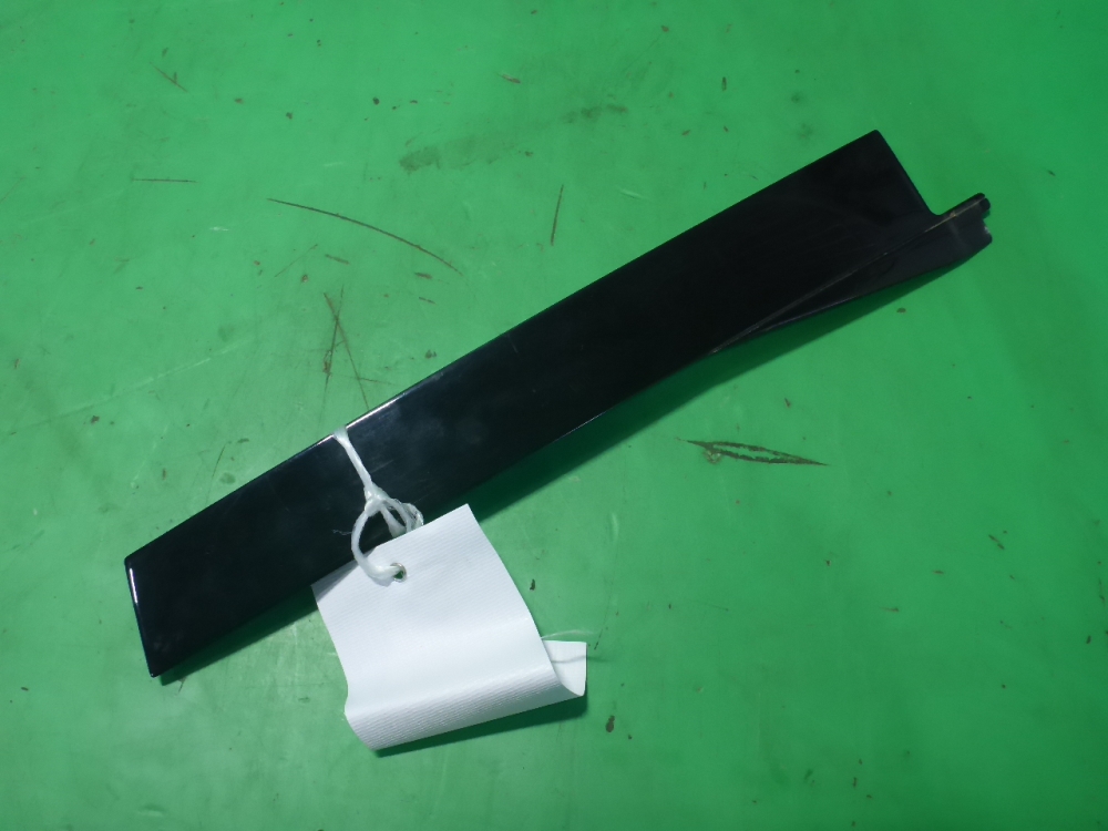 Накладка двери задней левой