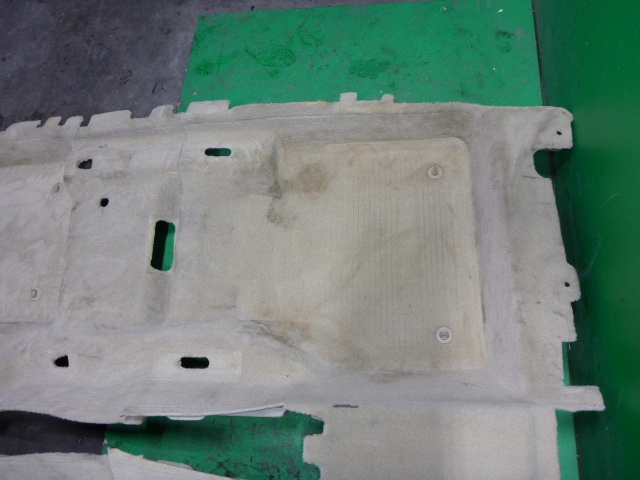 Покрытие напольное (ковролин)