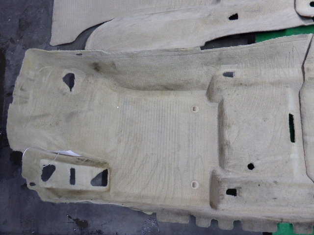 Покрытие напольное (ковролин)