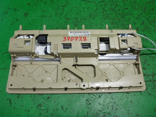 Плафон салонный