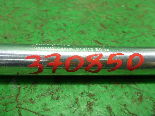 Амортизатор крышки багажника