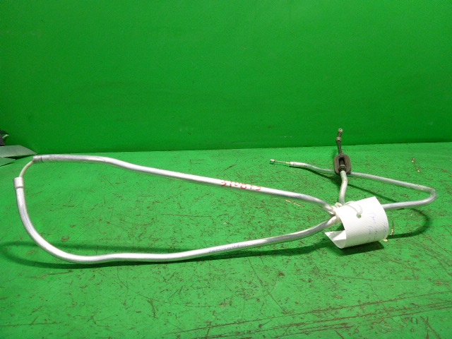 Трос стояночного тормоза