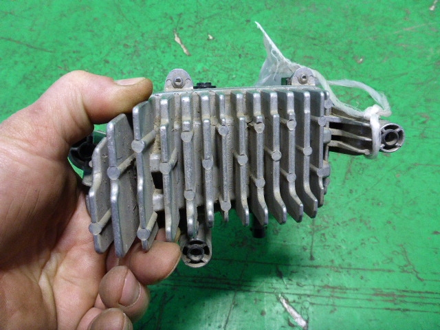 Фара противотуманная левая