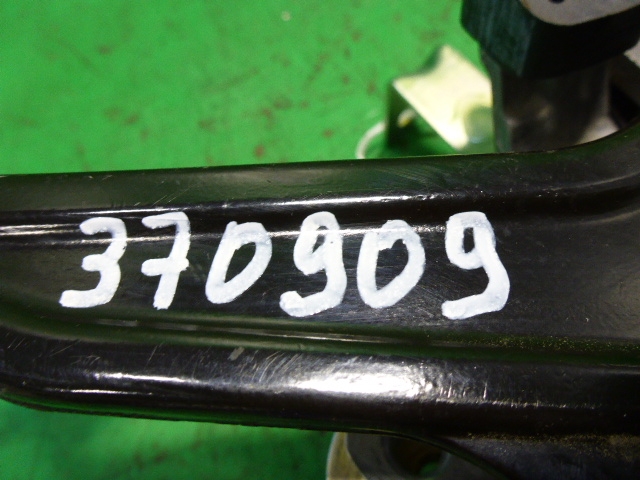 Рычаг стояночного тормоза