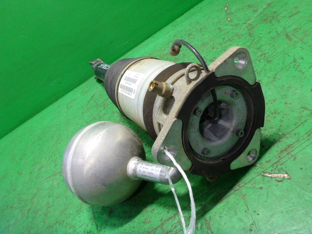 Амортизатор задний правый