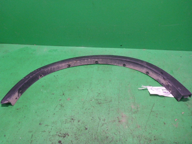Накладка заднего крыла правого
