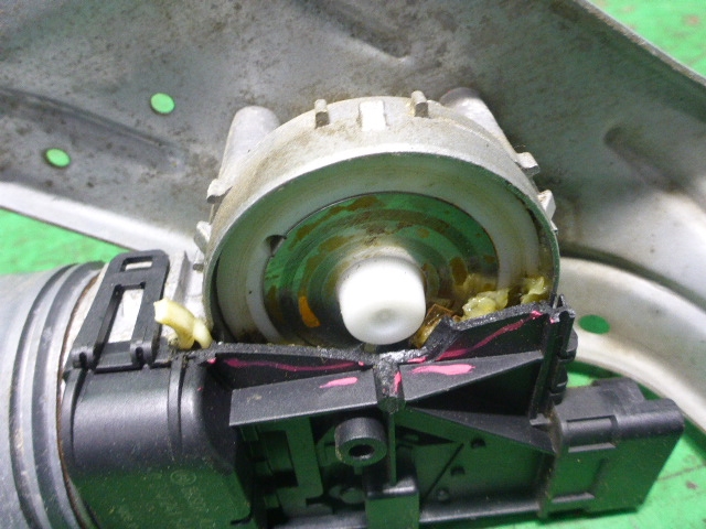 Трапеция стеклоочистителей