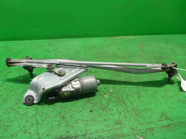 Трапеция стеклоочистителей