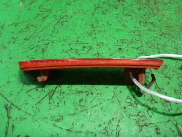 Отражатель в бампер задний левый