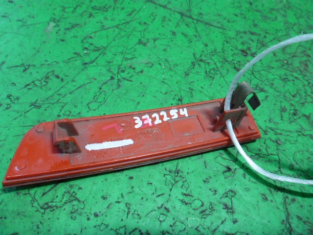 Отражатель в бампер задний левый