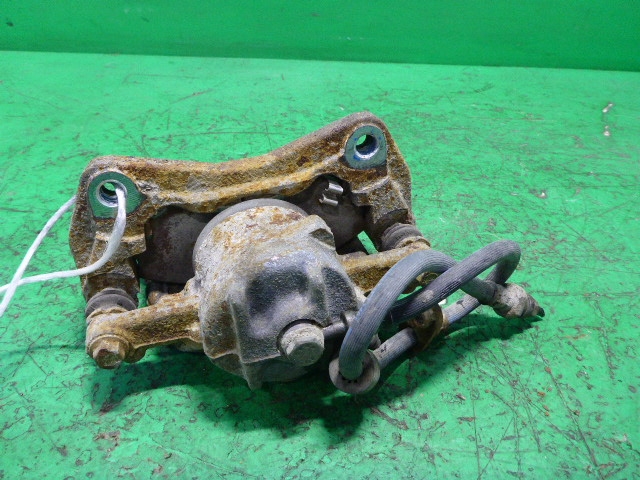 Суппорт передний левый