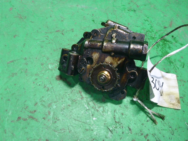 Насос масляный