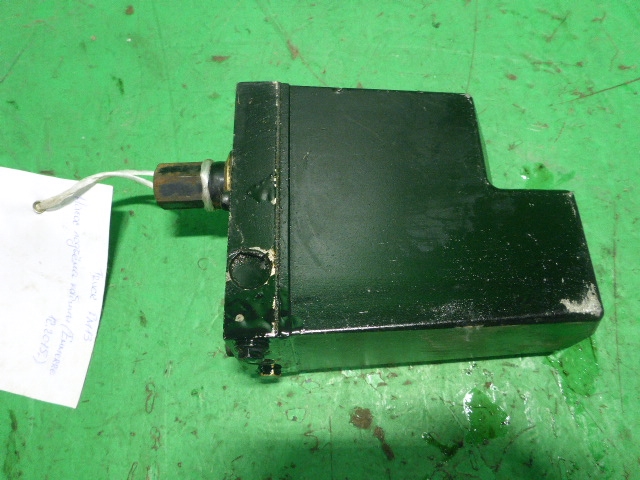 Насос подъема кабины