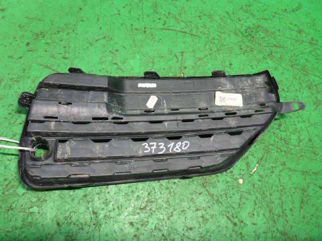 Решетка в бампер левая